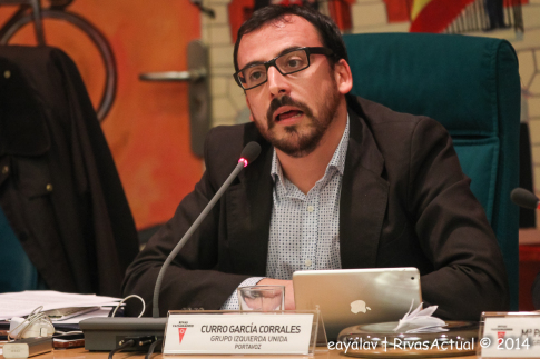 Curro García Corrales, durante la presentación de la moción (Foto: Enrique Ayala)