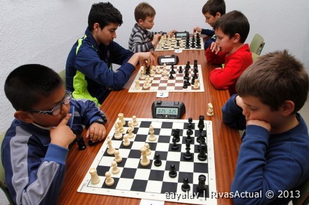 Competición de ajedrez de los Juegos Escolares de Rivas en 2013 (Foto: Kike Ayala)