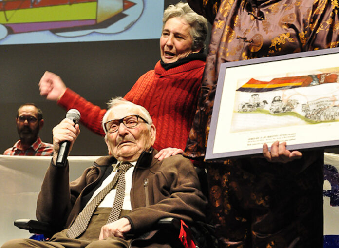 Homenaje-MaestrosRepublicanos201501Corte