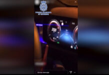 Detenido un joven que conducía a más de 200 kilómetros hora bailando y soltando el volante