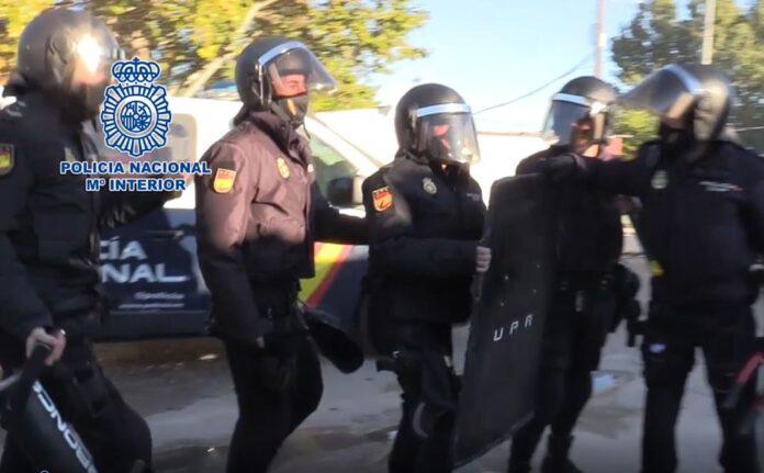 PoliciaMarihuanaCañada-4_opt
