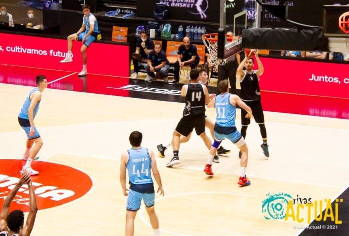 Uros-Estudiantes5