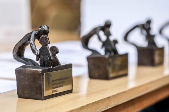 premios_Julio_Perez_20203
