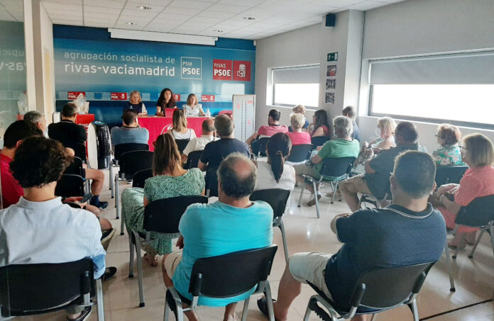 Asamblea PSOE Rivas renuncia Pedro del Cura OK
