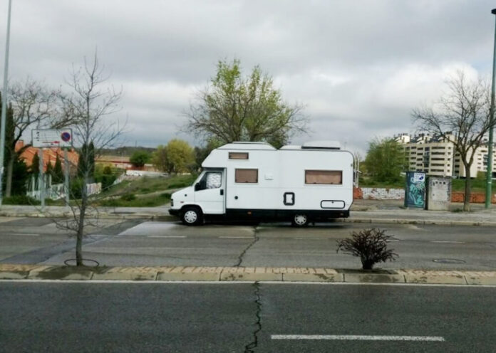 Caravana aparcada