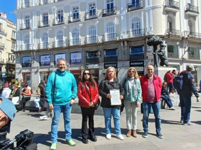 Recogida firmas climatizacion colegios (1)