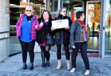 Rivas con la Sanidad Pública entrega 1.618 firmas para reclamar una atención primaria de calidad