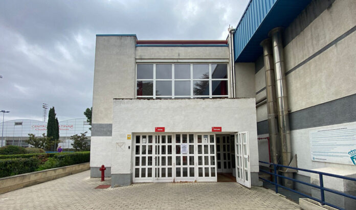 Puertas-acceso-piscina Cerro