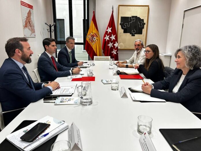 Reunion Alcaldesa + Consejero Educacion