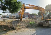 Rivas derriba dos infraviviendas en el sector 4 y continúa con el plan de realojos en Cañada Real