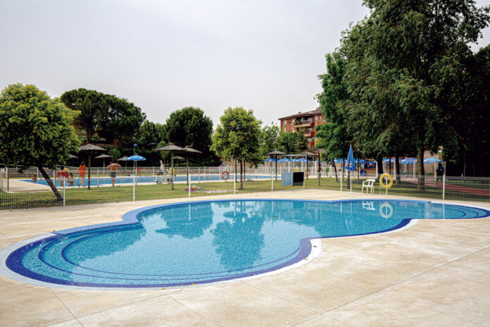 Piscina-de-verano-pequena