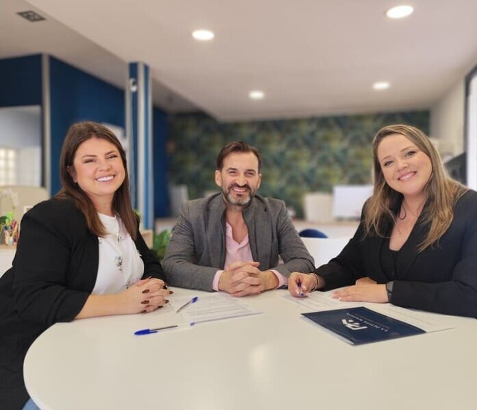 Elena Gutiérrez, David París y María Olmeda - Editada
