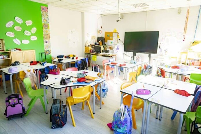 AULA COLEGIO RIVAS (1)