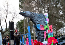Ardió la sardina y el Carnaval se fue entre llantos, música y llamas