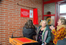 Rivas salda su deuda de gratitud: el centro de Servicios Sociales ya lleva el nombre de Carmen Contreras del Burgo