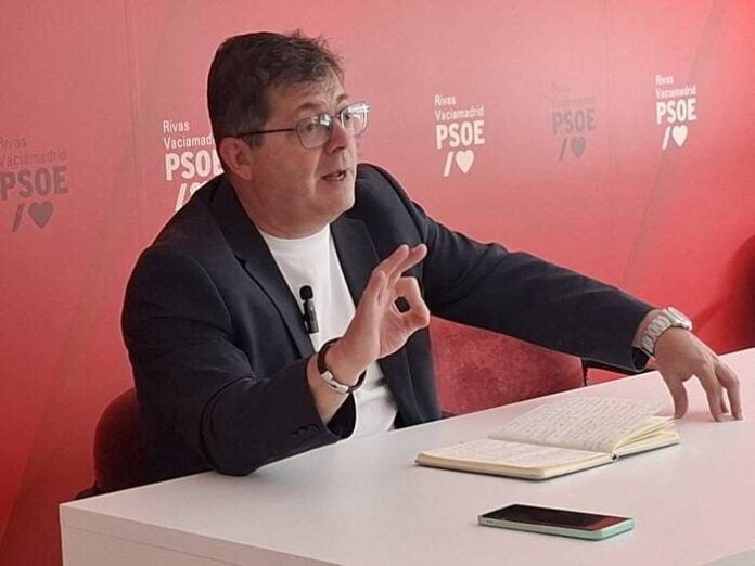 Alberto Cabeza rueda de prensa retirada mocion libertad expresion (1)