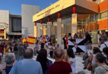 Cientos de miles de personas se manifestaron ayer por Ceuta en toda España