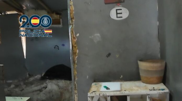 Desmantelado un punto de venta de drogas en la Cañada